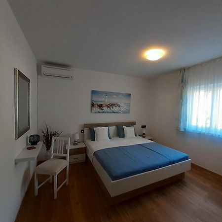 Apartment Nadine Mljet Mit Meerblick Okuklje Exteriör bild