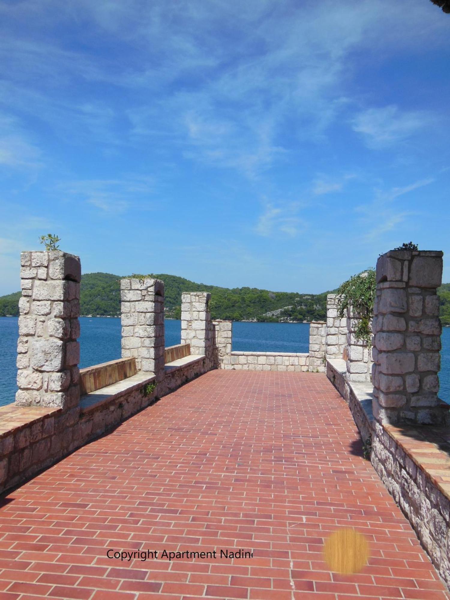 Apartment Nadine Mljet Mit Meerblick Okuklje Exteriör bild