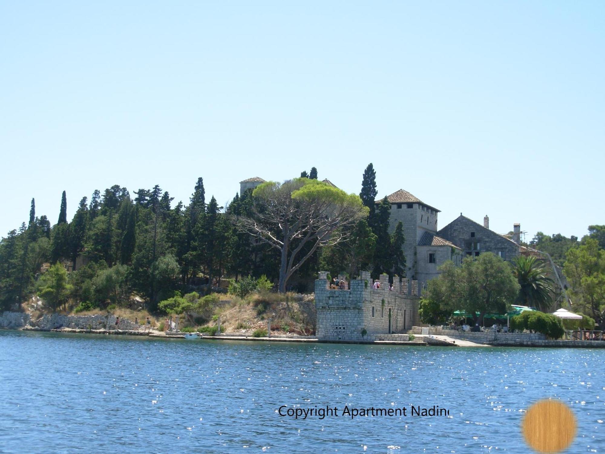 Apartment Nadine Mljet Mit Meerblick Okuklje Exteriör bild