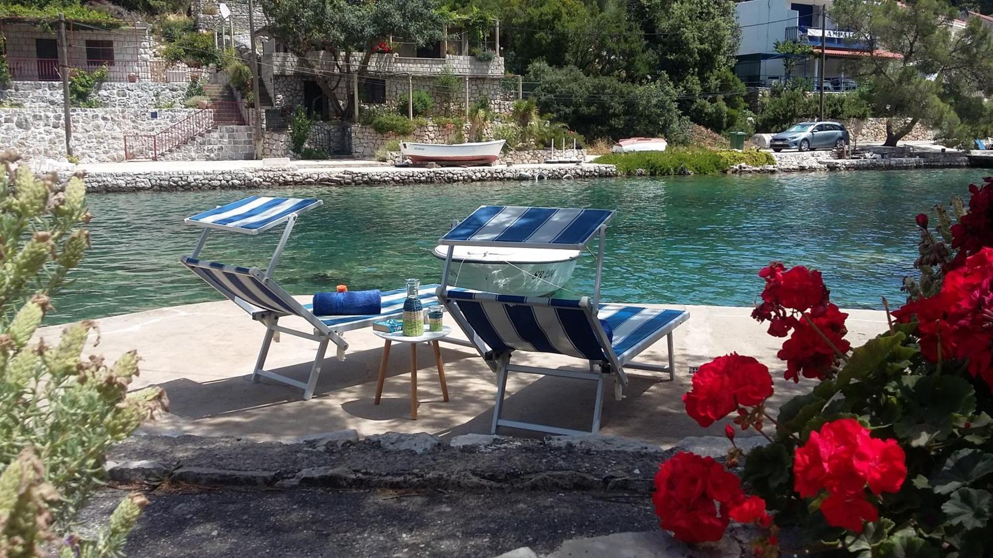 Apartment Nadine Mljet Mit Meerblick Okuklje Exteriör bild